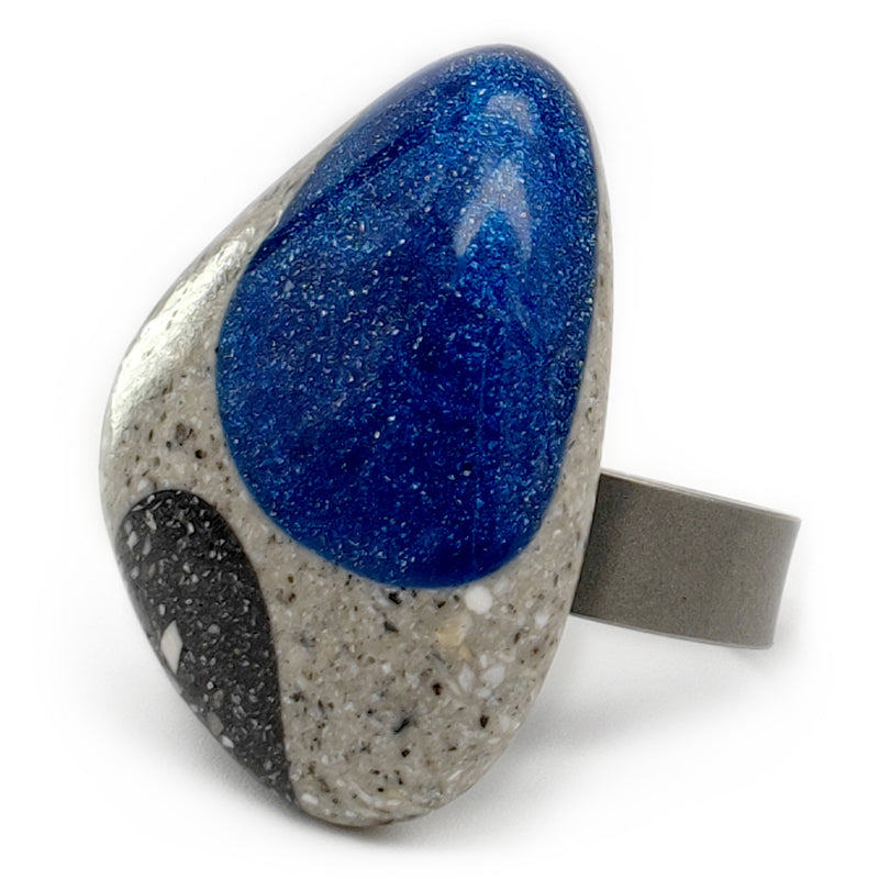 GRANITA RING - Handmade - Adjustable - Dark and light crushed cement, aluminum powder