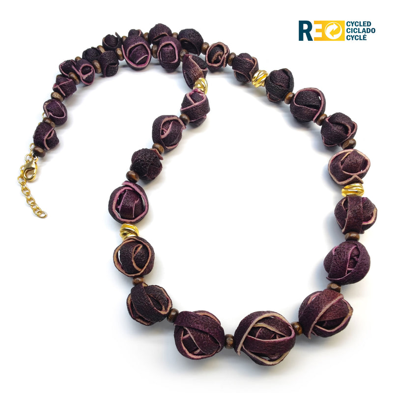 NARANJITA NECKLACE - Handmade - 24K gold-plated - Dyed orange peels, wooden beads
