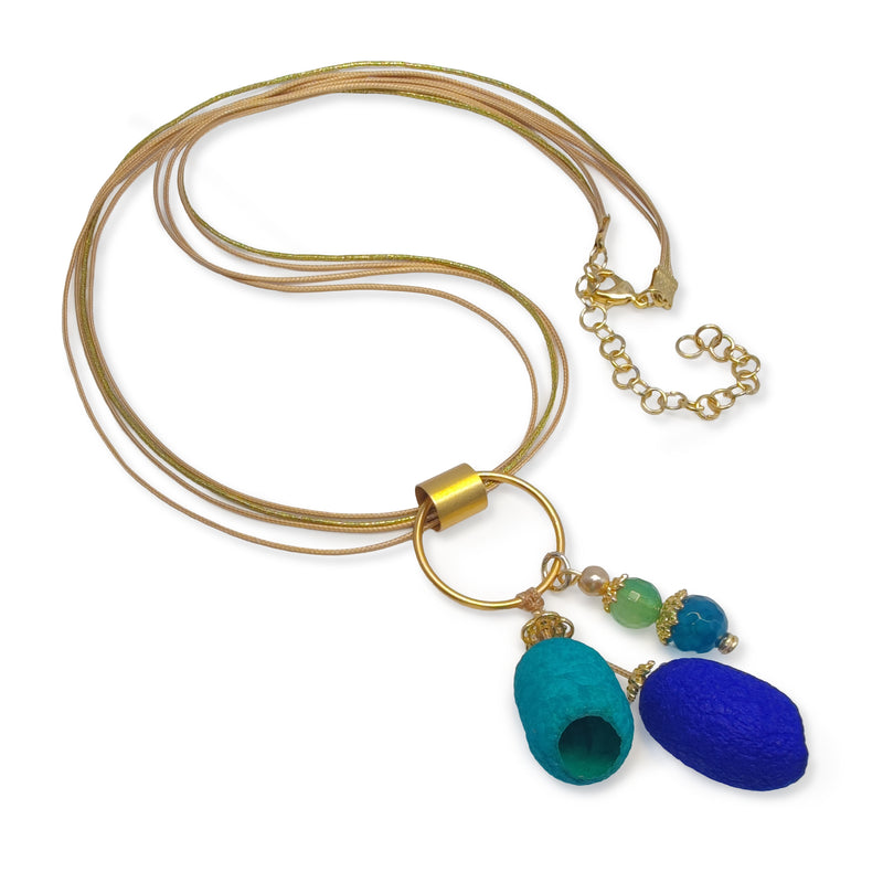 COCOON SILKE NECKLACE - Handmade - 24K gold-plated - Synthetic silk cords, agate, silk cocoons