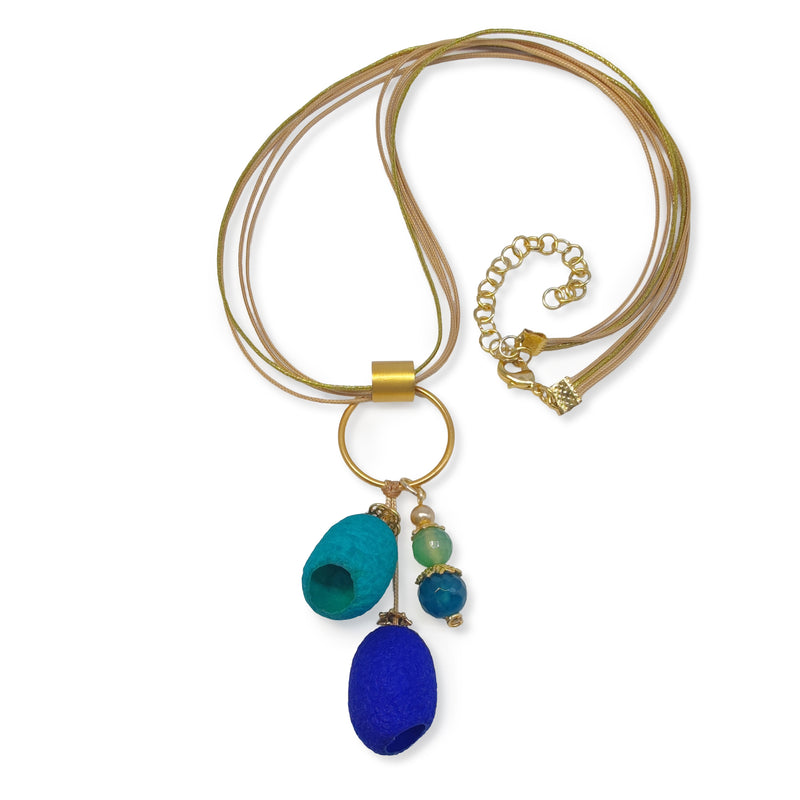 COCOON SILKE NECKLACE - Handmade - 24K gold-plated - Synthetic silk cords, agate, silk cocoons