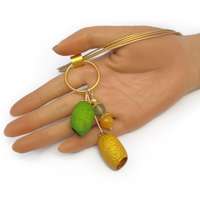 COCOON SILKE NECKLACE - Handmade - 24K gold-plated - Synthetic silk cords, agate, silk cocoons