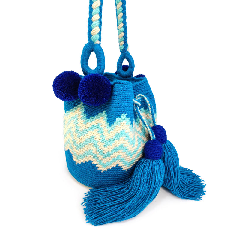 MALA WAYUU PALOMINO - Tamanho MINI - Feita à mão em crochet por mulheres da comunidade indígena Wayuu em La Guajira (Colômbia)