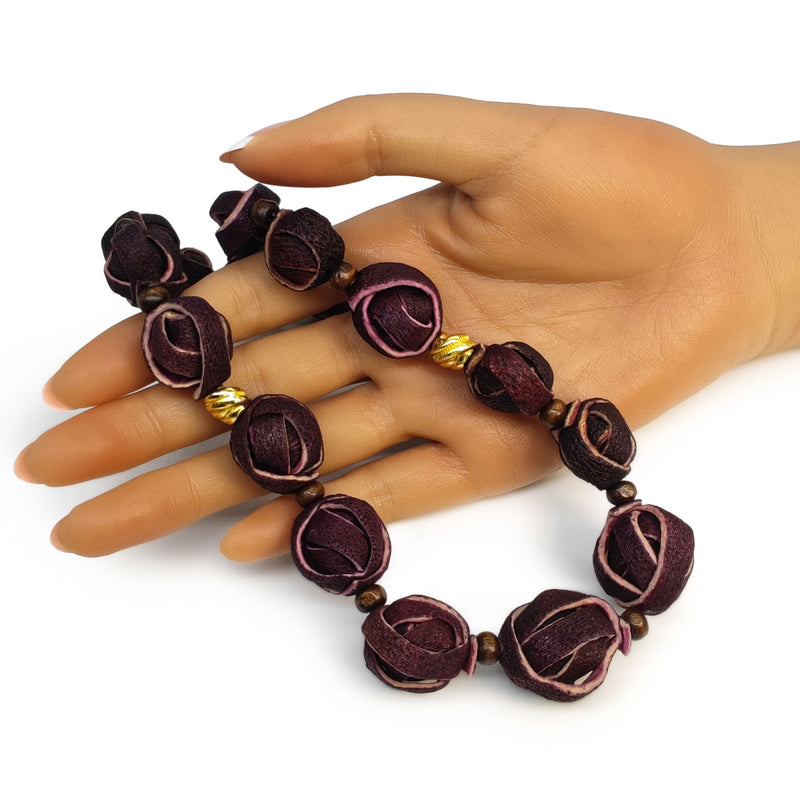 NARANJITA NECKLACE - Handmade - 24K gold-plated - Dyed orange peels, wooden beads