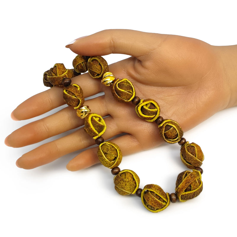 NARANJITA NECKLACE - Handmade - 24K gold-plated - Dyed orange peels, wooden beads