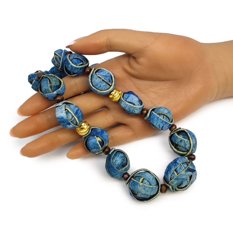 NARANJITA NECKLACE - Handmade - 24K gold-plated - Dyed orange peels, wooden beads