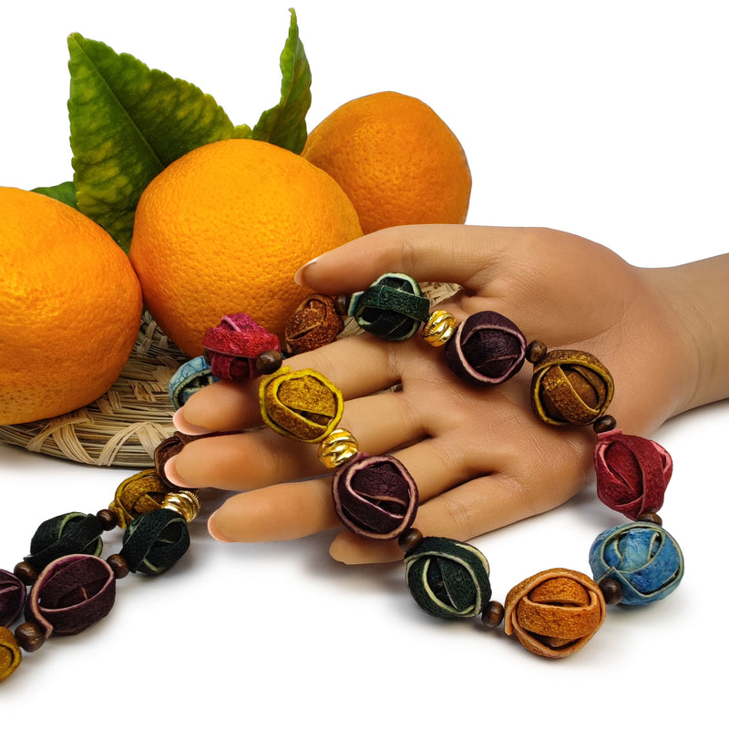NARANJITA NECKLACE - Handmade - 24K gold-plated - Dyed orange peels, wooden beads