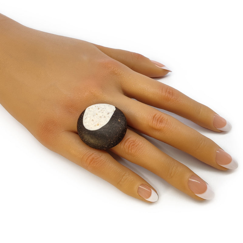 CAFECITA RING - Handmade - Adjustable - Coffee grounds, crushed eggshells