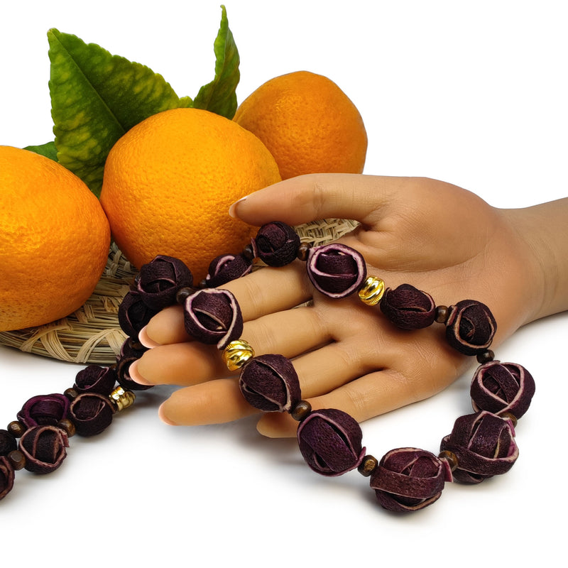 NARANJITA NECKLACE - Handmade - 24K gold-plated - Dyed orange peels, wooden beads