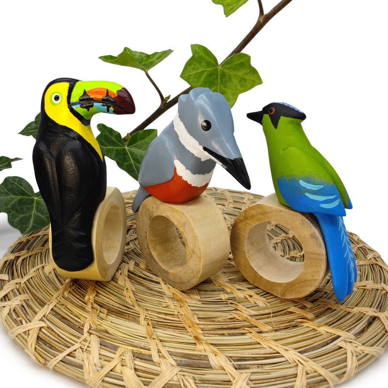 DECORATIVE NAPKIN RING - Toucan - Hand-carved and painted wood