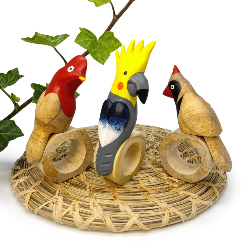 ARGOLA DE GUARDANAPO DECORATIVA - Cardeal - Madeira esculpida e pintada à mão