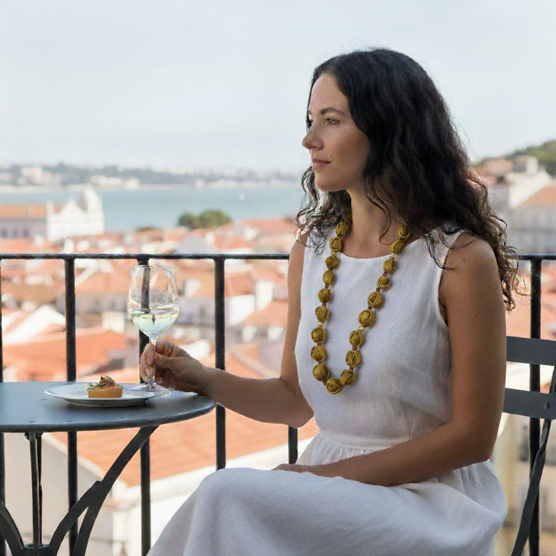 NARANJITA NECKLACE - Handmade - 24K gold-plated - Dyed orange peels, wooden beads