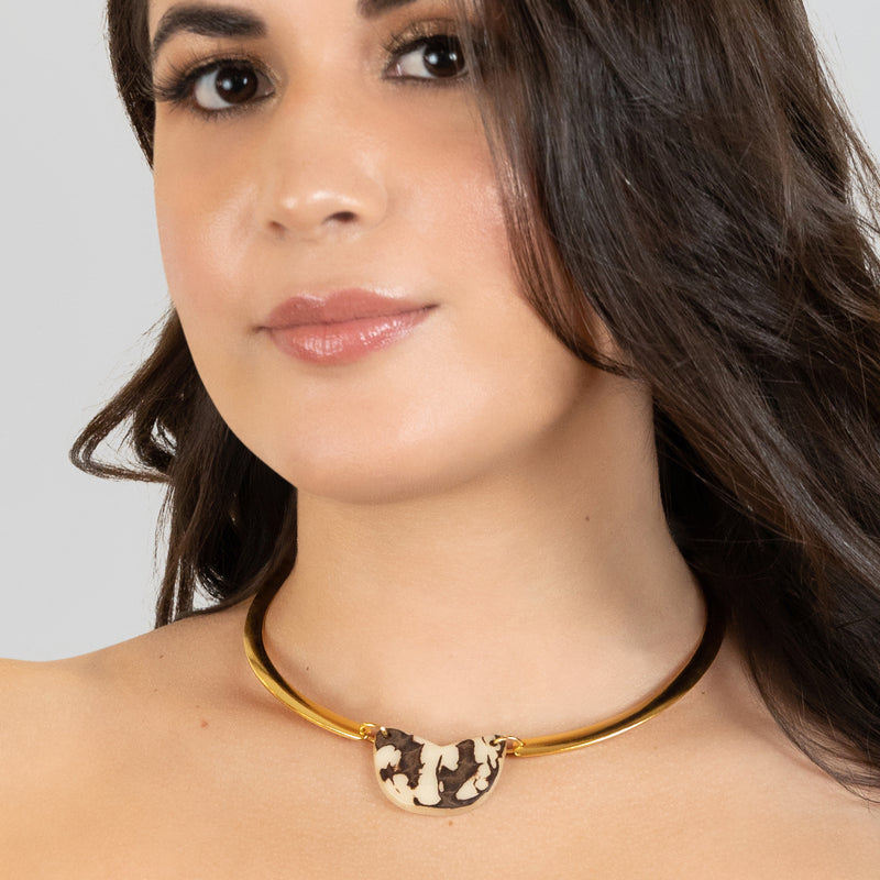 NOZELA NECKLACE - Handmade - 24K gold-plated - Tagua (vegetable ivory)