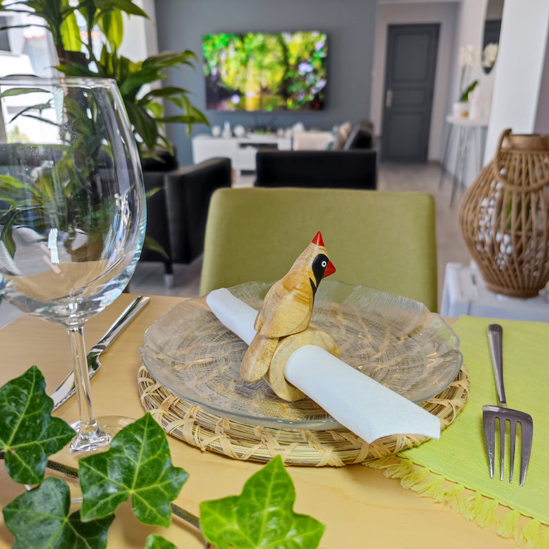 ARGOLA DE GUARDANAPO DECORATIVA - Cardeal - Madeira esculpida e pintada à mão