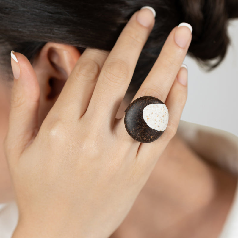 CAFECITA RING - Handmade - Adjustable - Coffee grounds, crushed eggshells