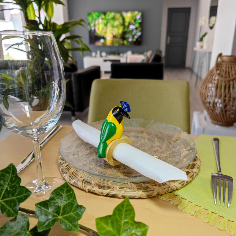 DECORATIVE NAPKIN RING - Green jay - Hand-carved and painted wood