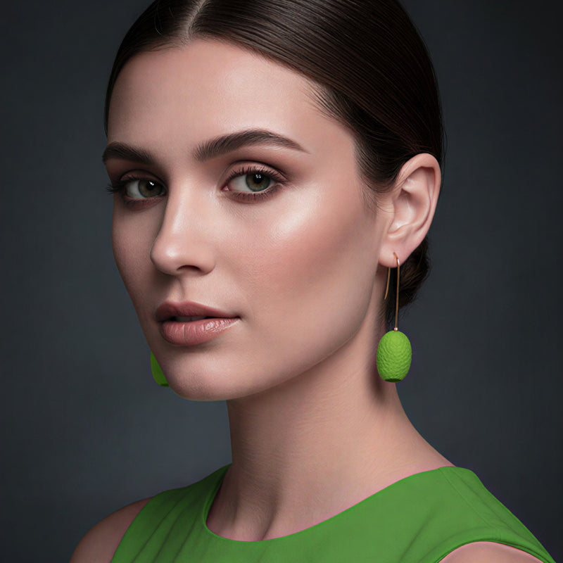 BOUCLES D'OREILLES COCOON CLASSIC - Fabrication artisanale - Dorées à l'or fin 24 carats - Cocons de soie