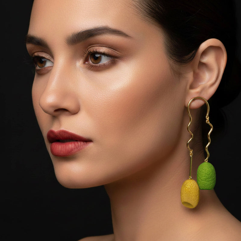 BRINCOS COCOON TWIN - Feitos à mão - Banhados a ouro de 24 quilates - Casulos de seda