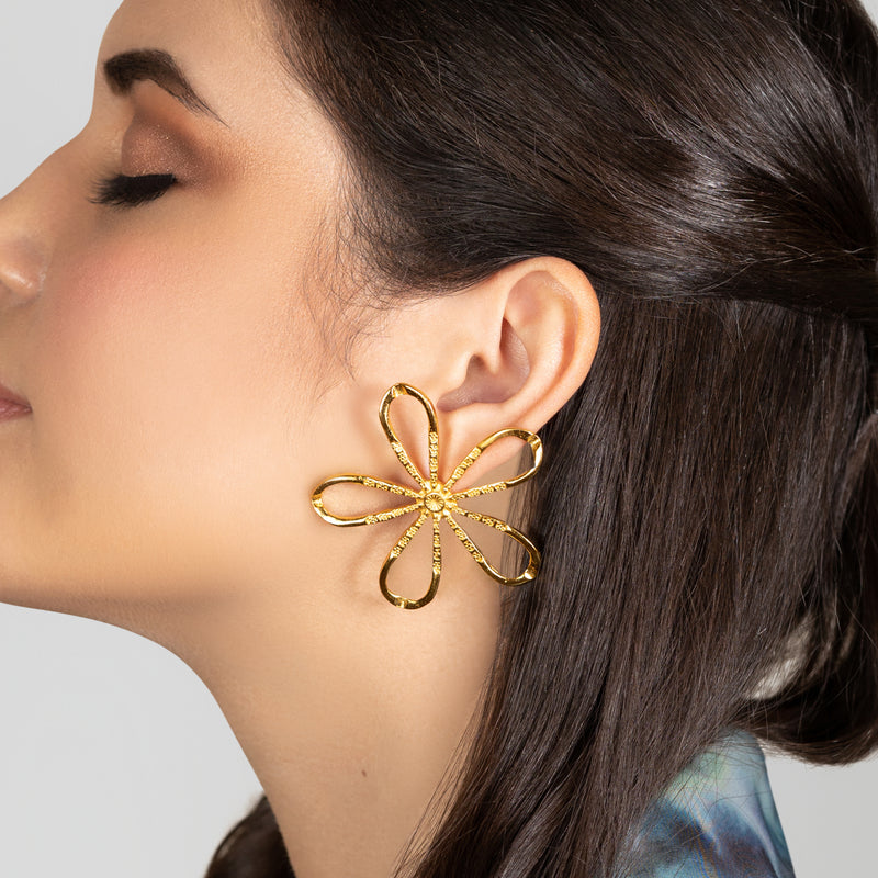 BRINCOS FLORA - Feitos à mão - Banhados a ouro de 24 quilates