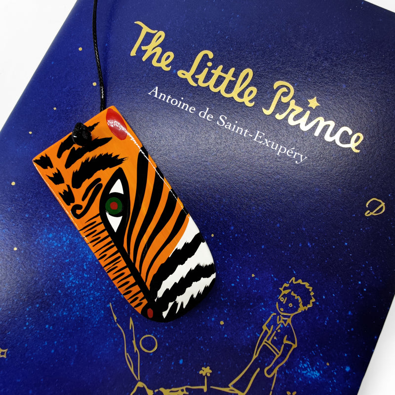 MINI BOOKMARK - The carnival tiger - Hand-carved and painted wood, strong and long-lasting cord