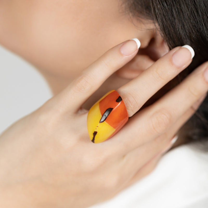 GÉNESIS CURVO RING - Handmade - Tagua (vegetable ivory)