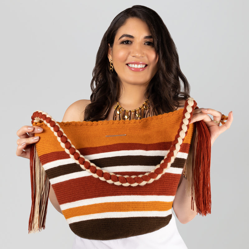 JOYACIA WAYUU BAG - Size MEDIO - Crocheted by hand by women of the Wayuu indigenous community in La Guajira (Colombia)