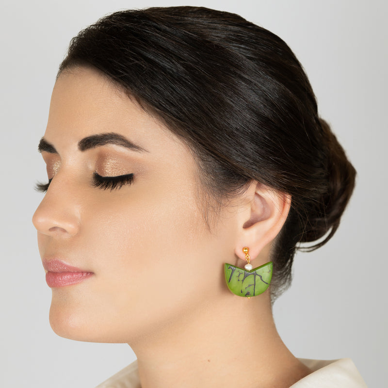 PALMA EARRINGS - Handmade - 24K gold-plated - Tagua (vegetable ivory), cultured pearls