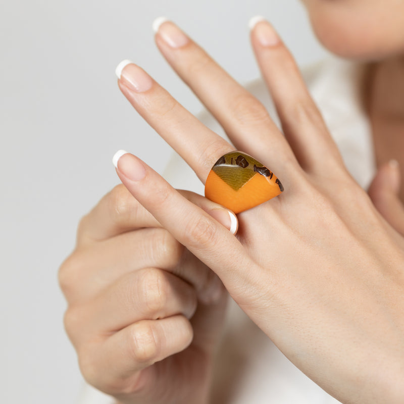 GÉNESIS CURVO RING - Handmade - Tagua (vegetable ivory)