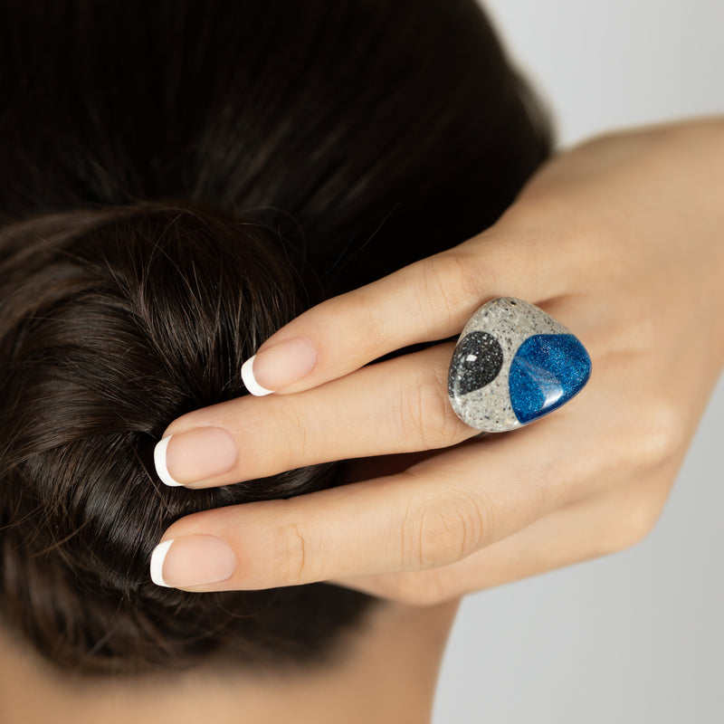 GRANITA RING - Handmade - Adjustable - Dark and light crushed cement, aluminum powder