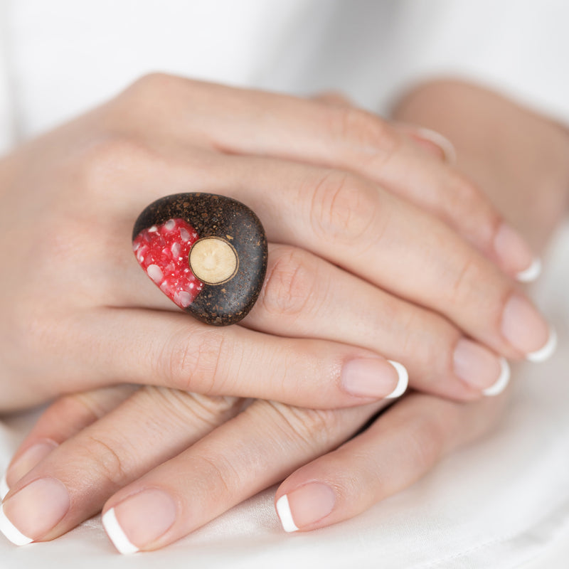 CAFECITA RING - Handmade - Adjustable - Coffee grounds, crushed white corn, recovered wood