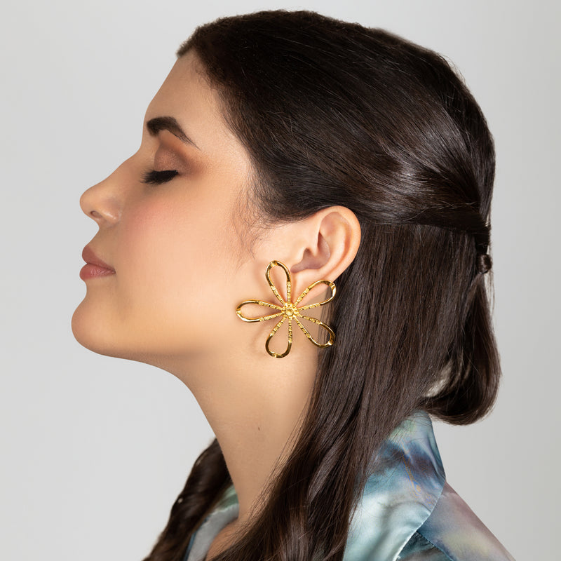 BRINCOS FLORA - Feitos à mão - Banhados a ouro de 24 quilates