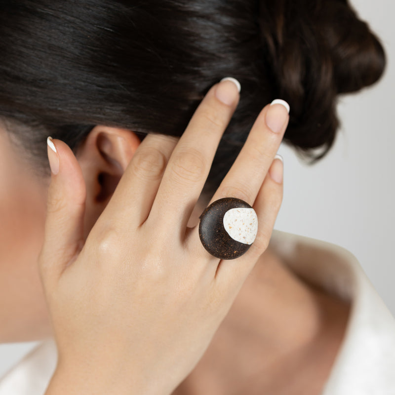 CAFECITA RING - Handmade - Adjustable - Coffee grounds, crushed eggshells