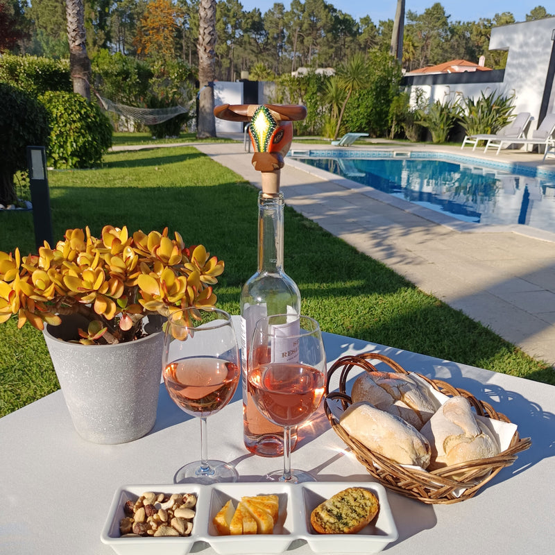 DECORATIVE BOTTLE STOPPER - The carnival bull - Hand-carved and painted wood
