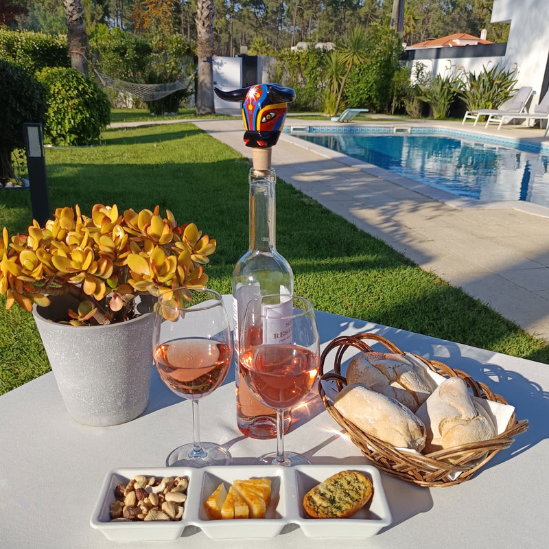 DECORATIVE BOTTLE STOPPER - The carnival bull - Hand-carved and painted wood