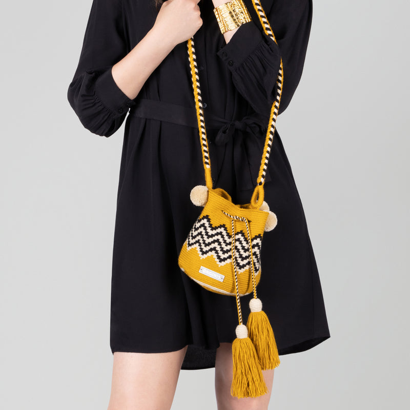 PALOMINO WAYUU BAG - Size MINI - Crocheted by hand by women of the Wayuu indigenous community in La Guajira (Colombia)